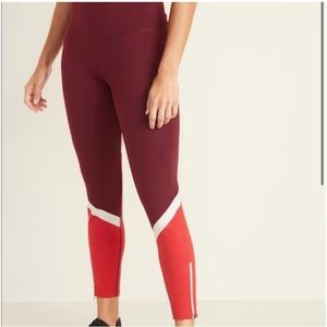 Old Navy Active Elevate 7/8 Leggings with Ankle Zipper Size Medium